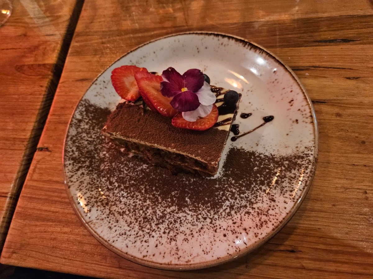 Tiramisu, Mr Brooks Stonegrill & Bar