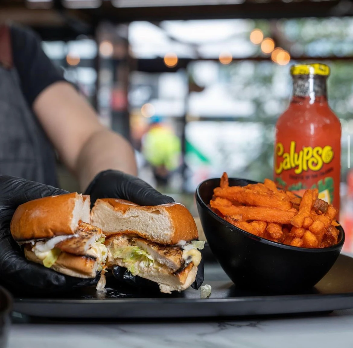 Highlights, Akly Charcoal Chicken