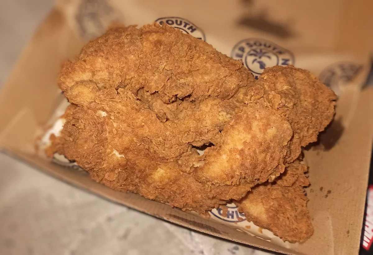 Highlights, Deep South Chicken Logan Central