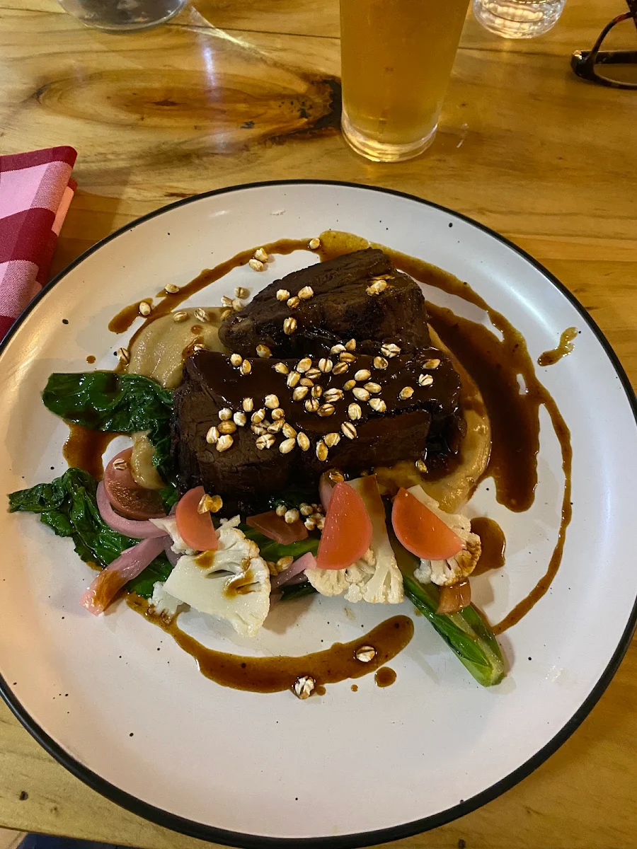 Braised Beef, Centra