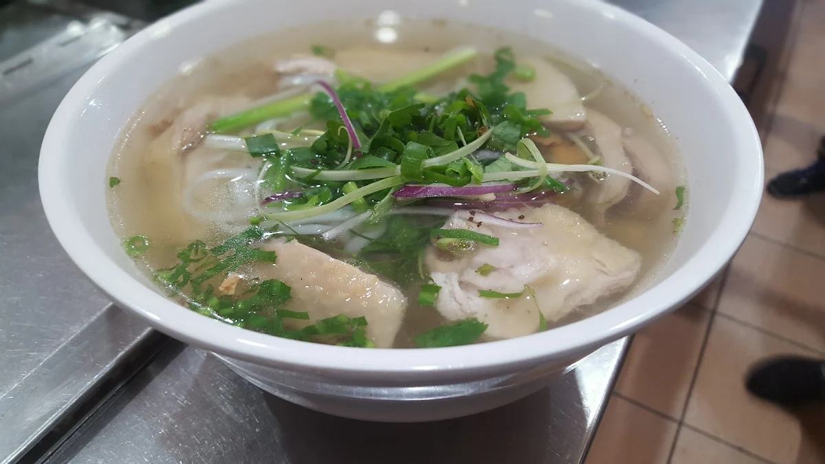 Highlights, QUÁN HƯƠNG-VIETNAMESE FOOD &Takeaway