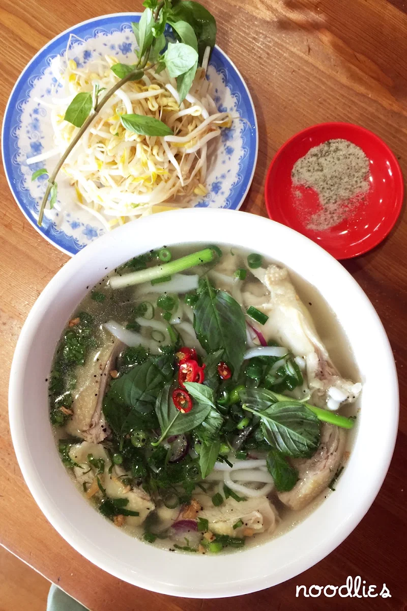 Highlights, QUÁN HƯƠNG-VIETNAMESE FOOD &Takeaway