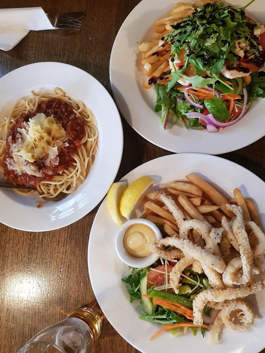Highlights, Flanagan's Irish Bar