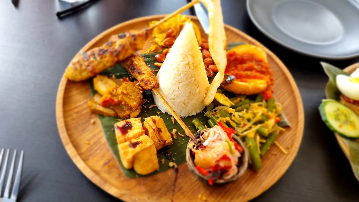 Nasi Campur Bali