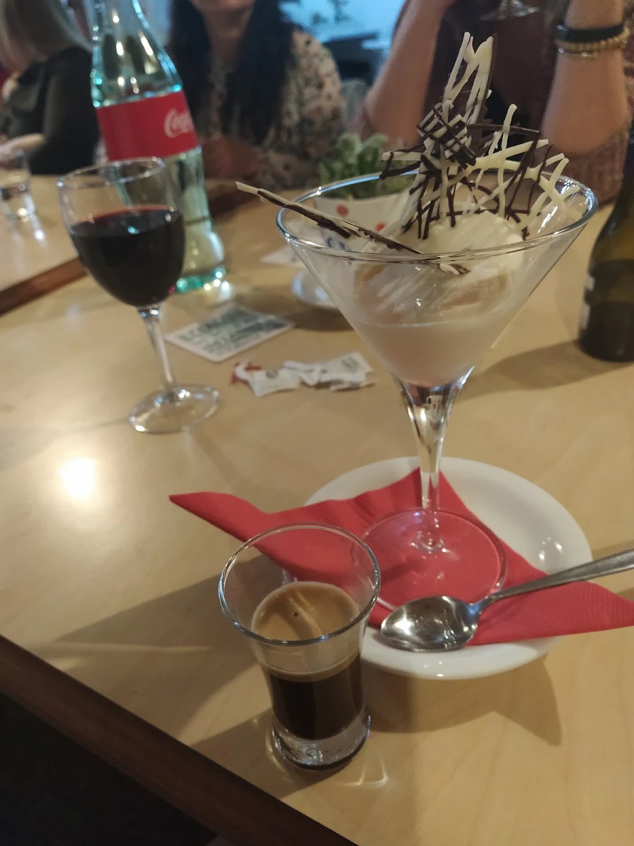 Affogato, Mapleton Public House