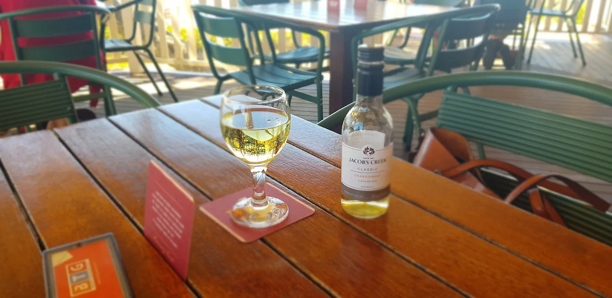 Wine, Mapleton Public House