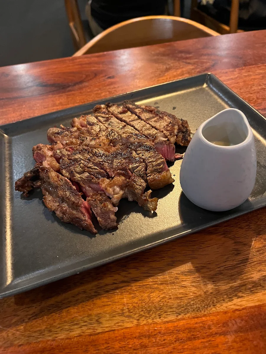 Sher Wagyu, EMERGE STEAKHOUSE