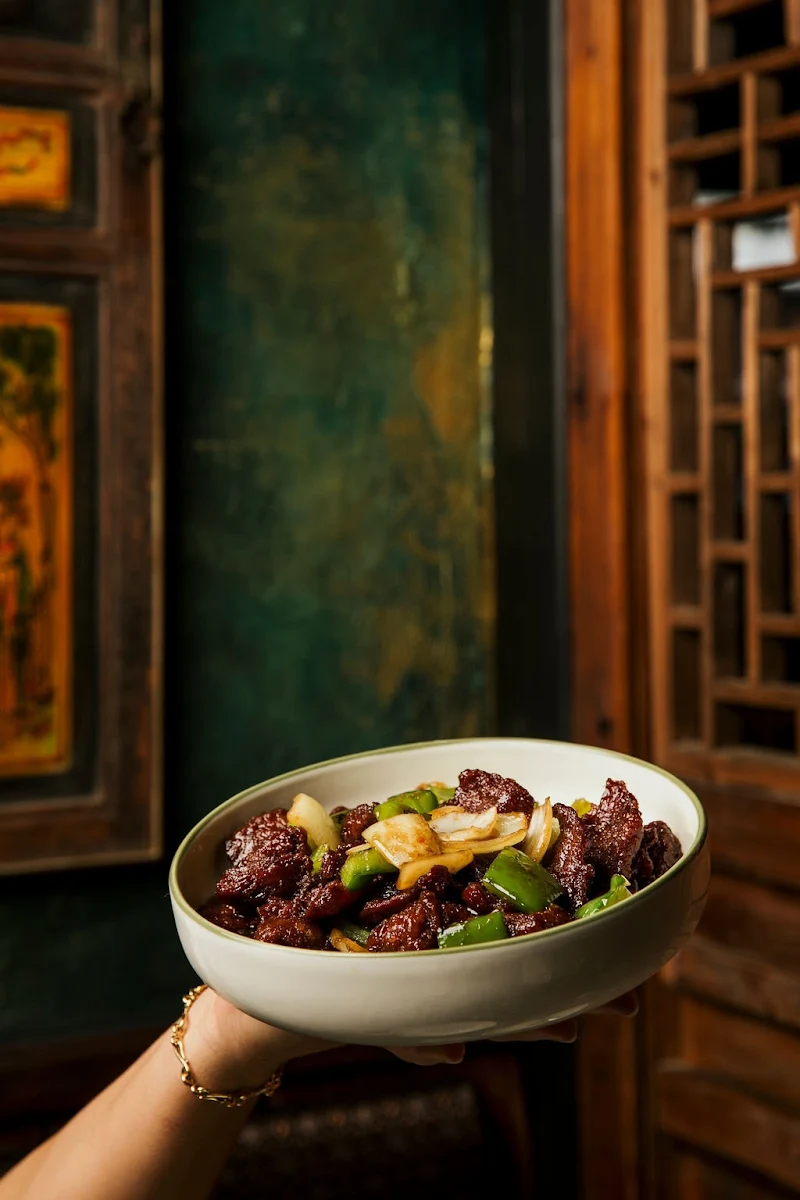 Highlights, Hutong Harry's