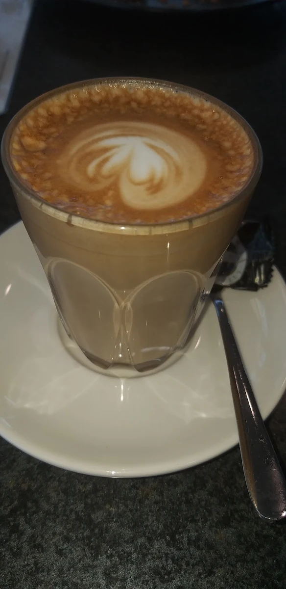 Flat White, Over There Cafe