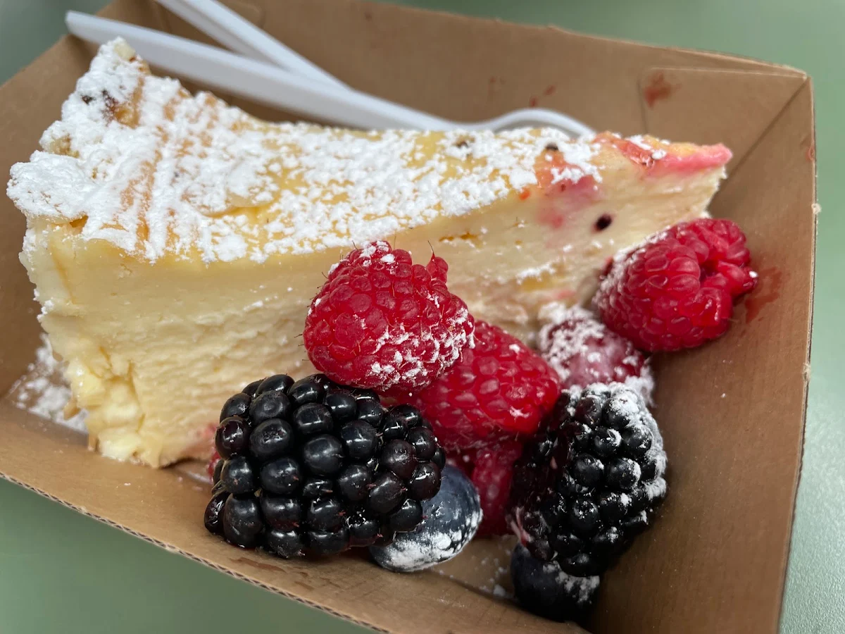 Cheesecake, Pier 8 Cafe