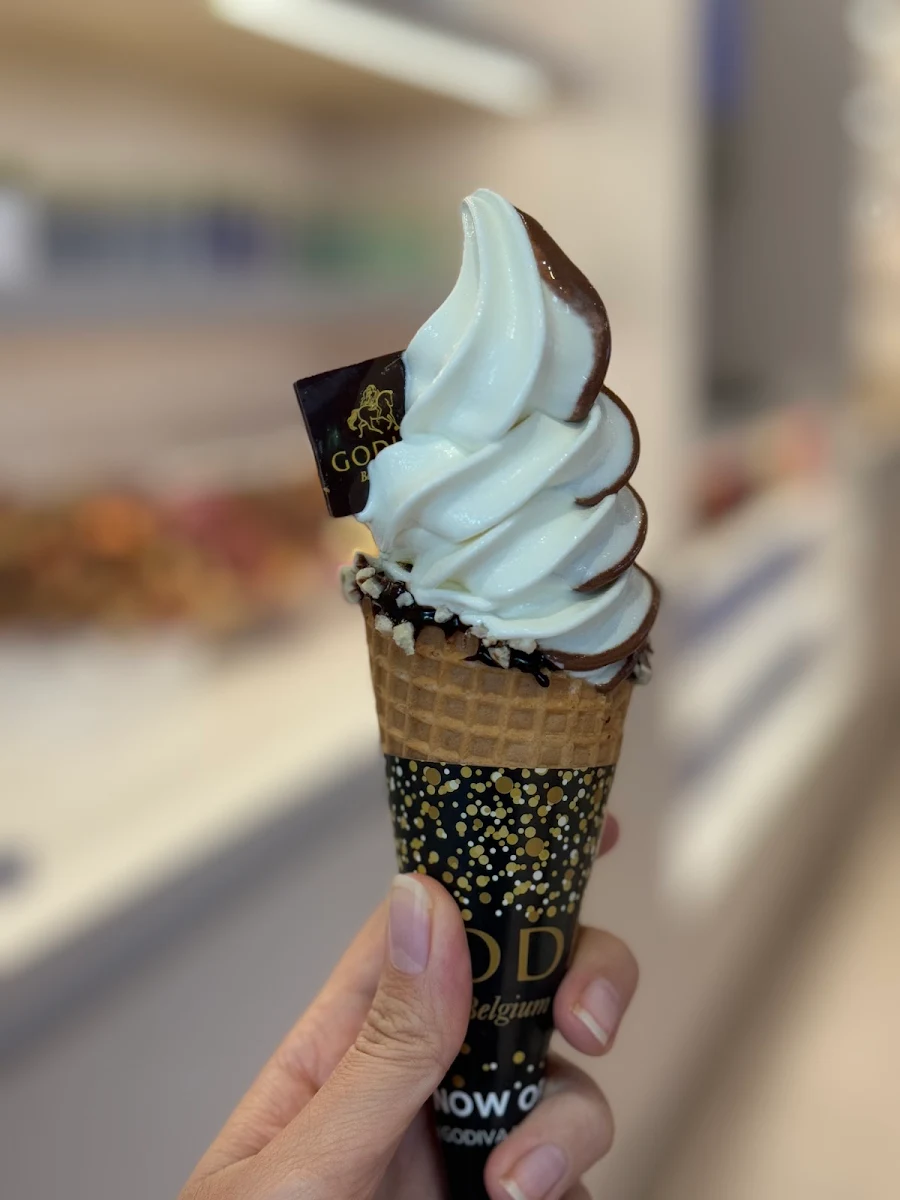Highlights, Godiva Swanston Street