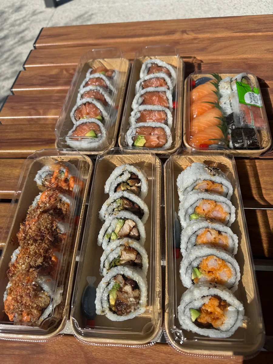 Highlights, King Kong Sushi