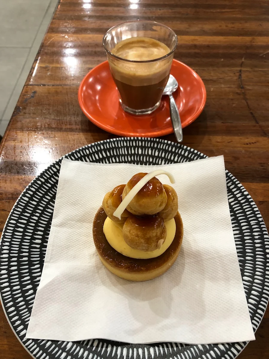 Coffee and Dessert, Danieli Cafe