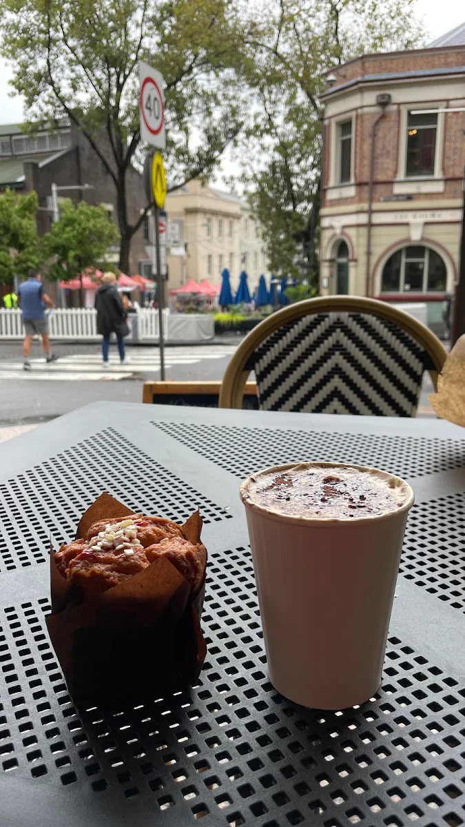 Highlights, Danieli Cafe