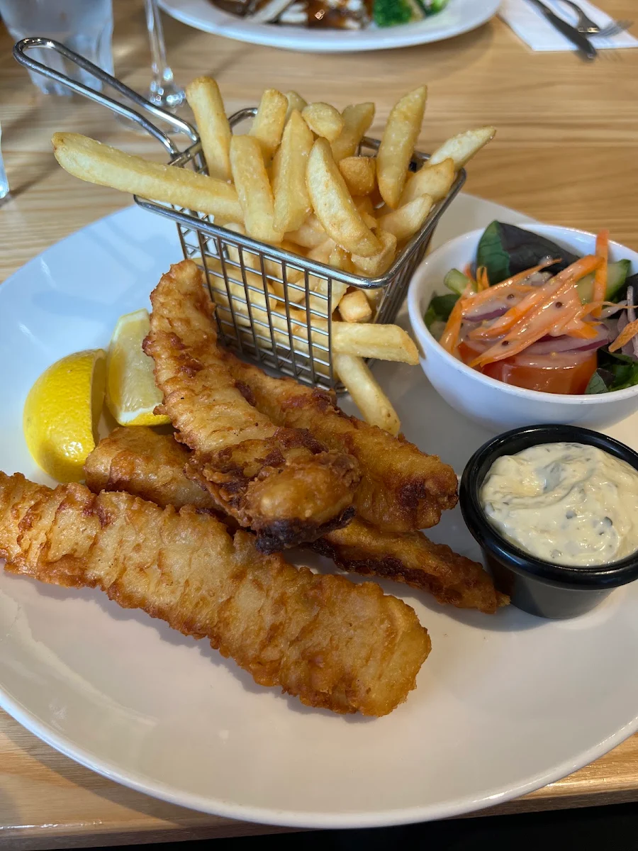 Fish & Chips, Olinda Creek Hotel