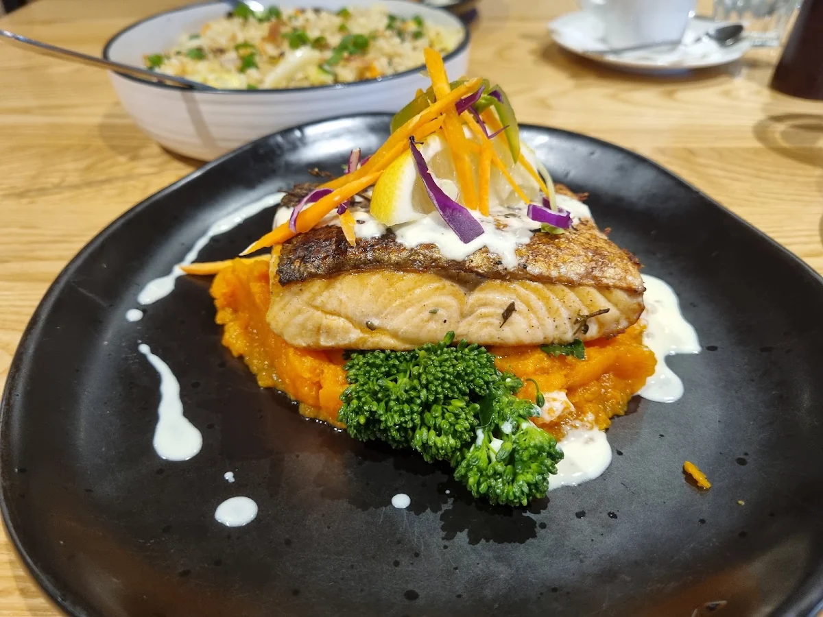 Highlights, Olinda Creek Hotel
