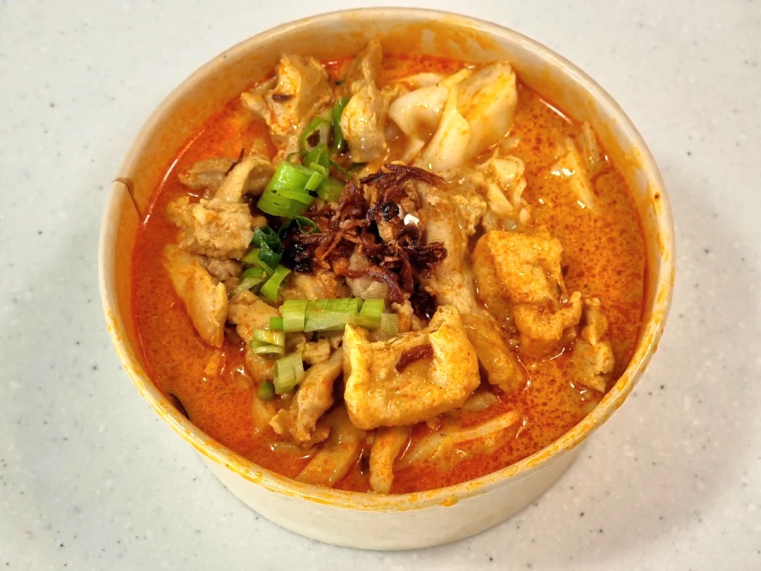 Chicken Curry Laksa with Chee Chong Fun
