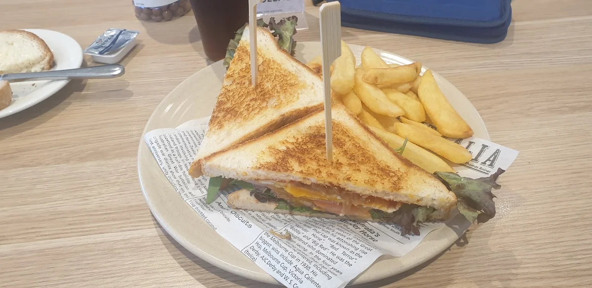 Steak Sandwich and Chips