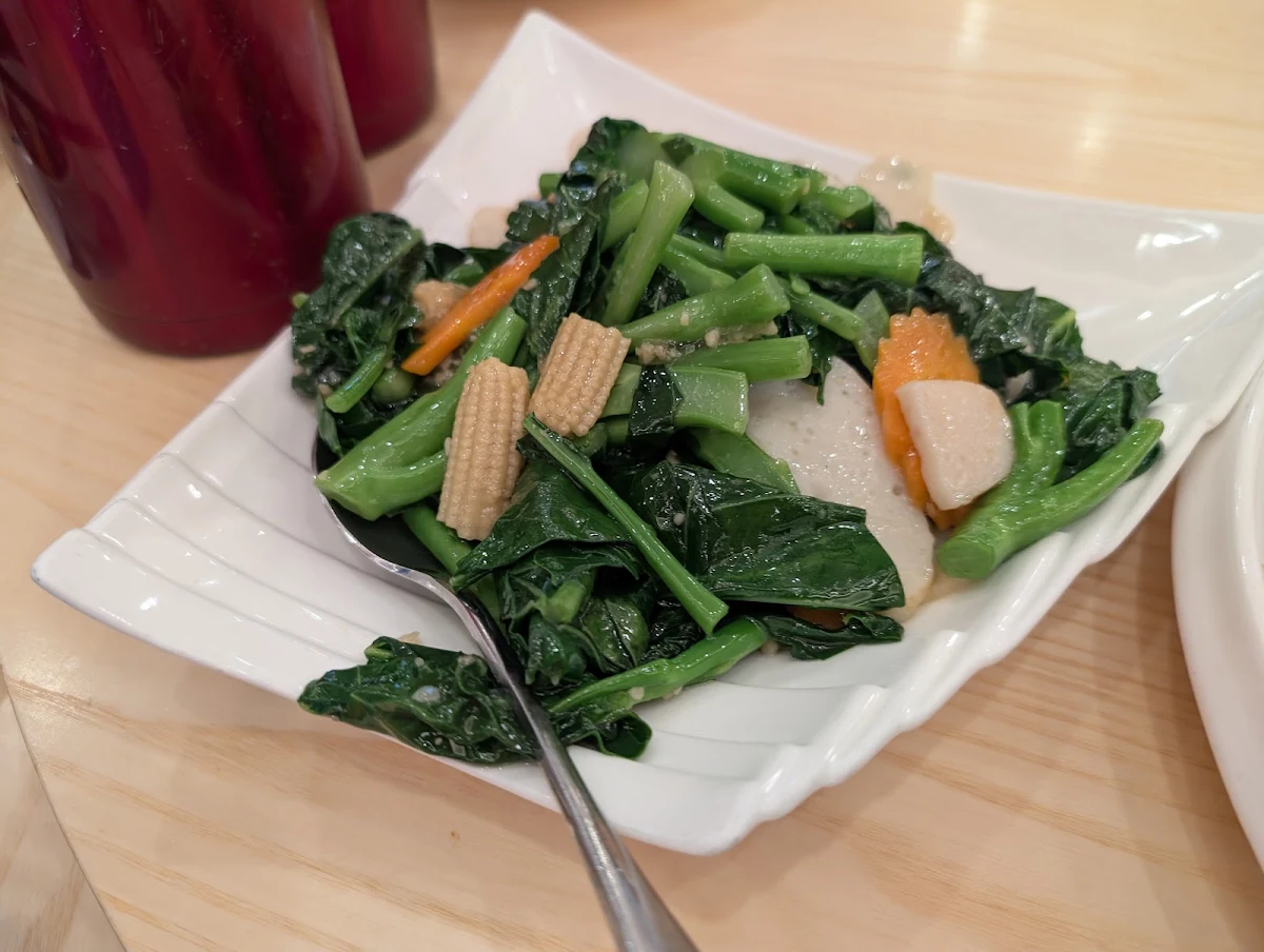 Stir Fried Chinese Broccoli with Sliced Fish Cake
