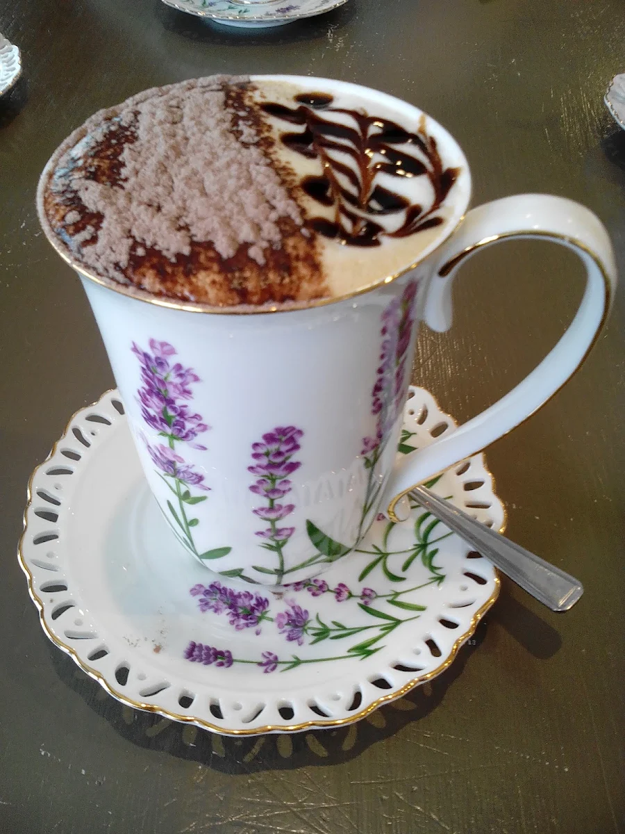 Cappuccino, Glen's Bakery Cafe