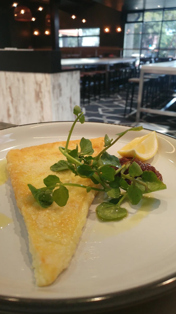 Saganaki, Caringbah Hotel