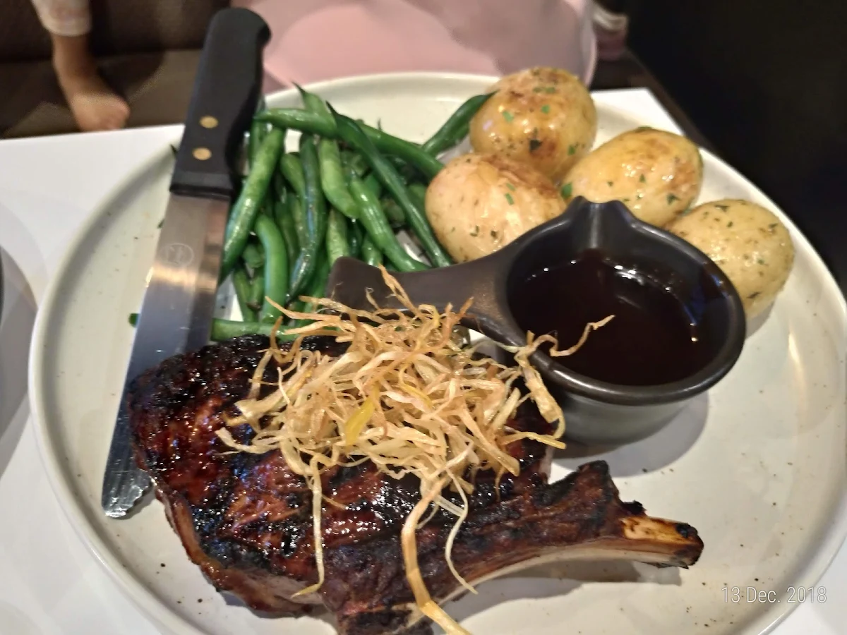 T-Bone Steak Dinner, Caringbah Hotel