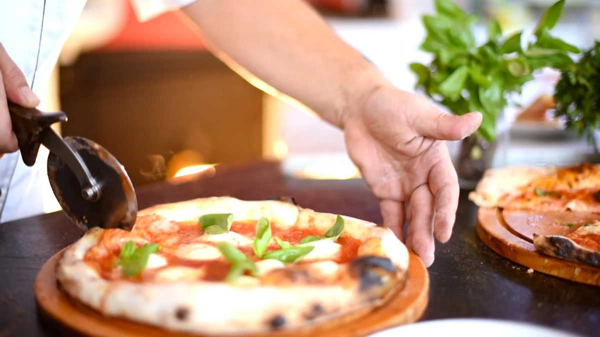 Highlights, Pierross Italian Coffee, Cake & Pizza
