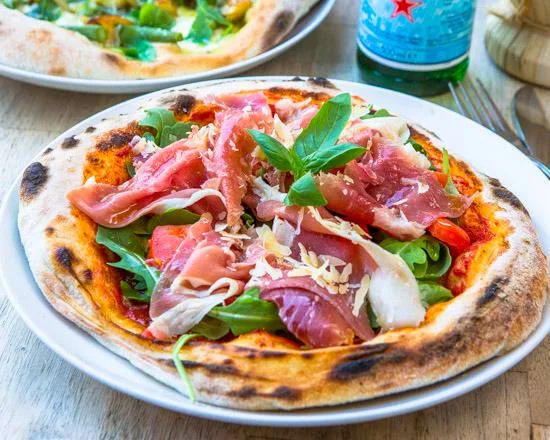 Highlights, Pierross Italian Coffee, Cake & Pizza