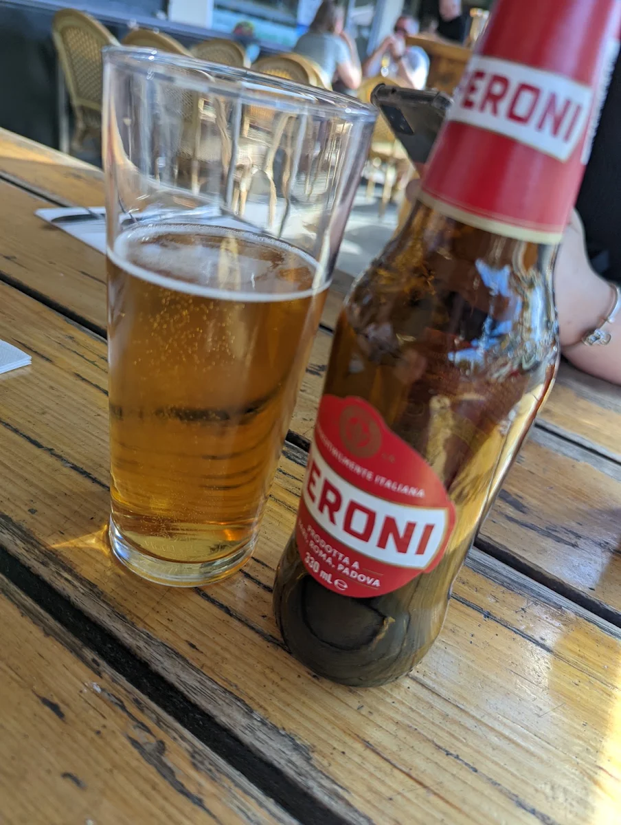 Beer, Leo's Spaghetti Bar