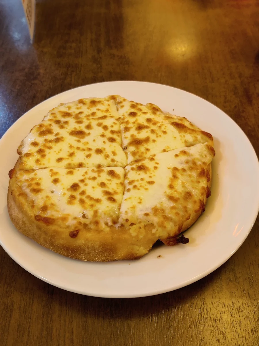 Garlic Bread, Leo's Spaghetti Bar