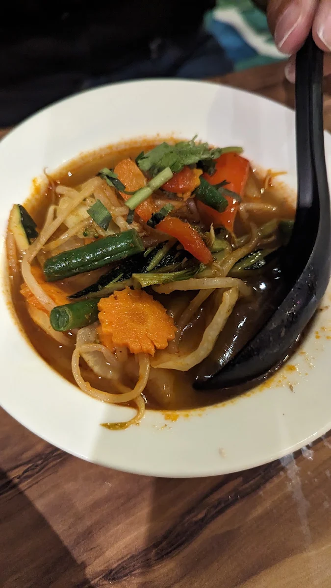 Basil Chicken, Khao Siam Thai