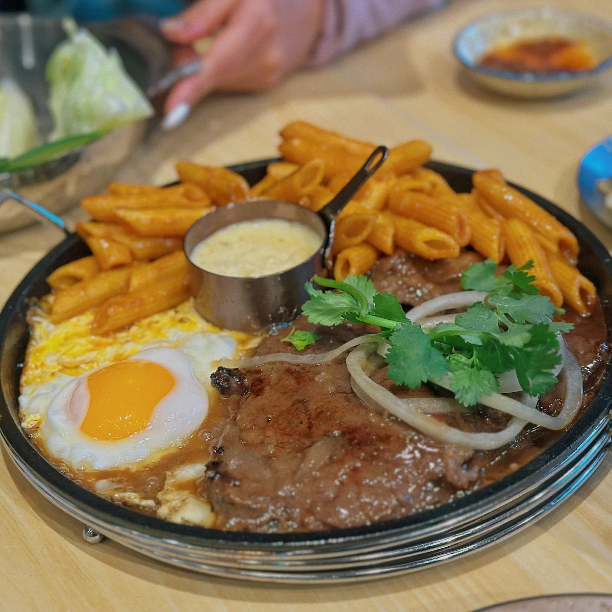 Highlights, Chảo's Bistro - Chinatown