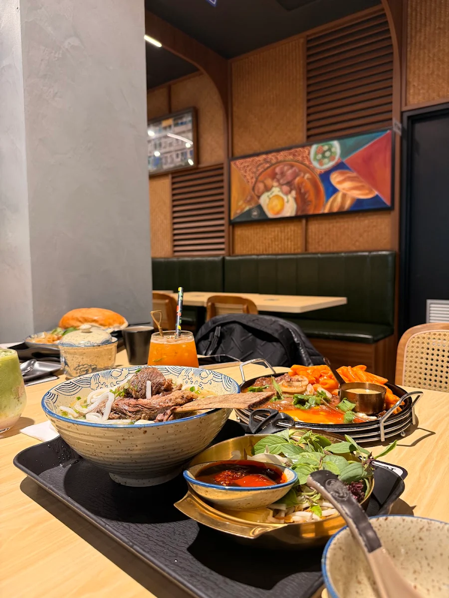 Highlights, Chảo's Bistro - Chinatown