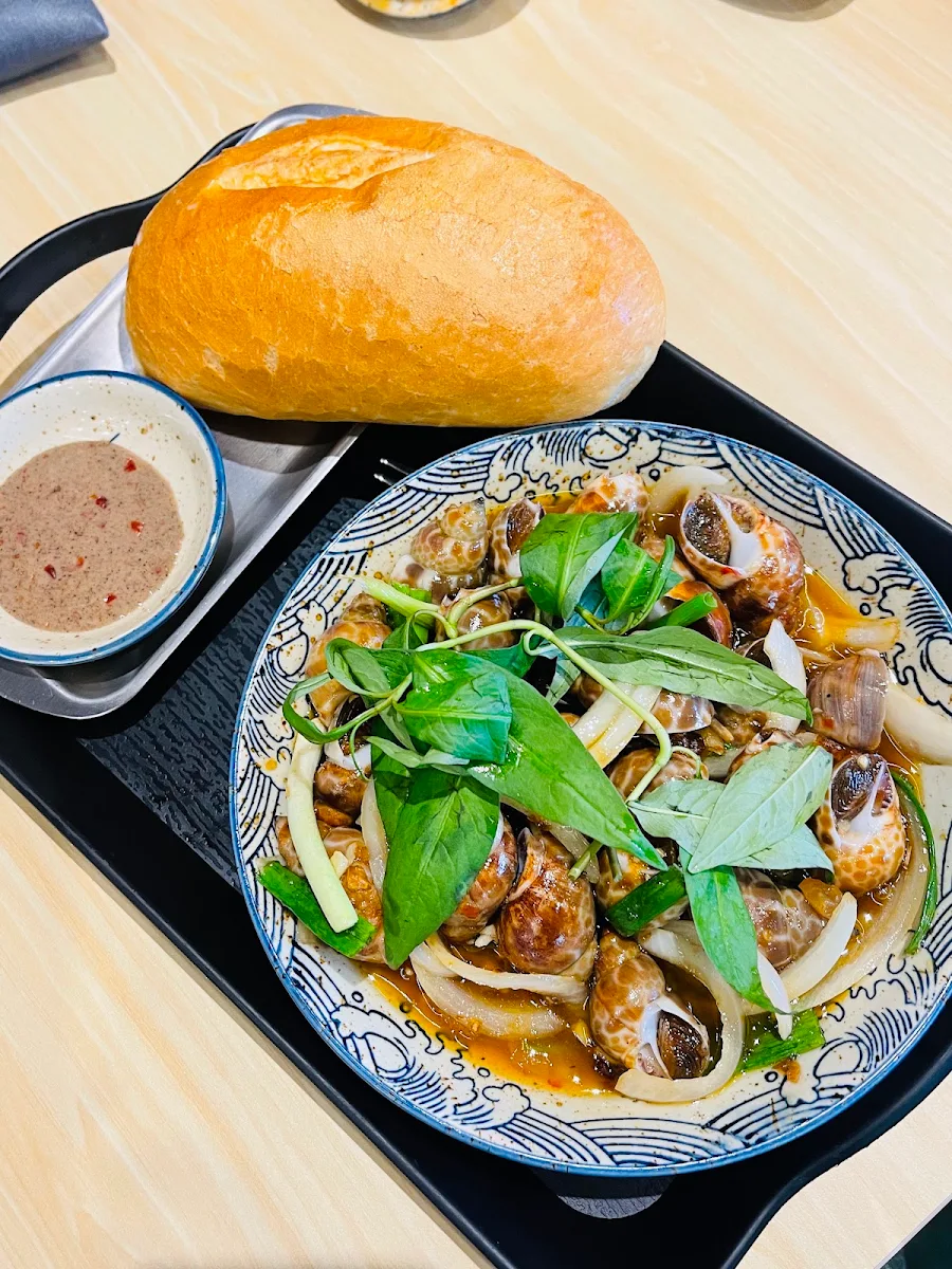 Highlights, Chảo's Bistro - Chinatown