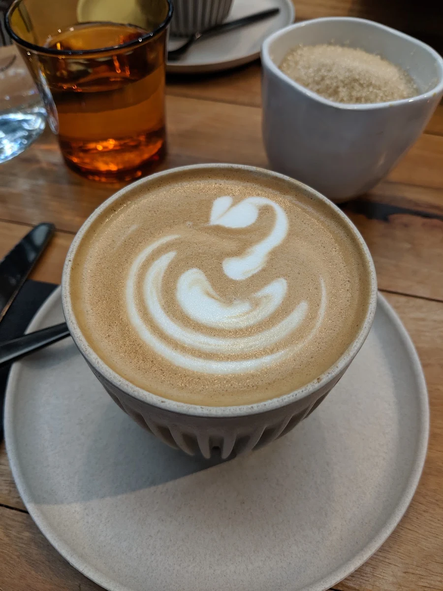 Flat White, Project 281 Coffee Roasters