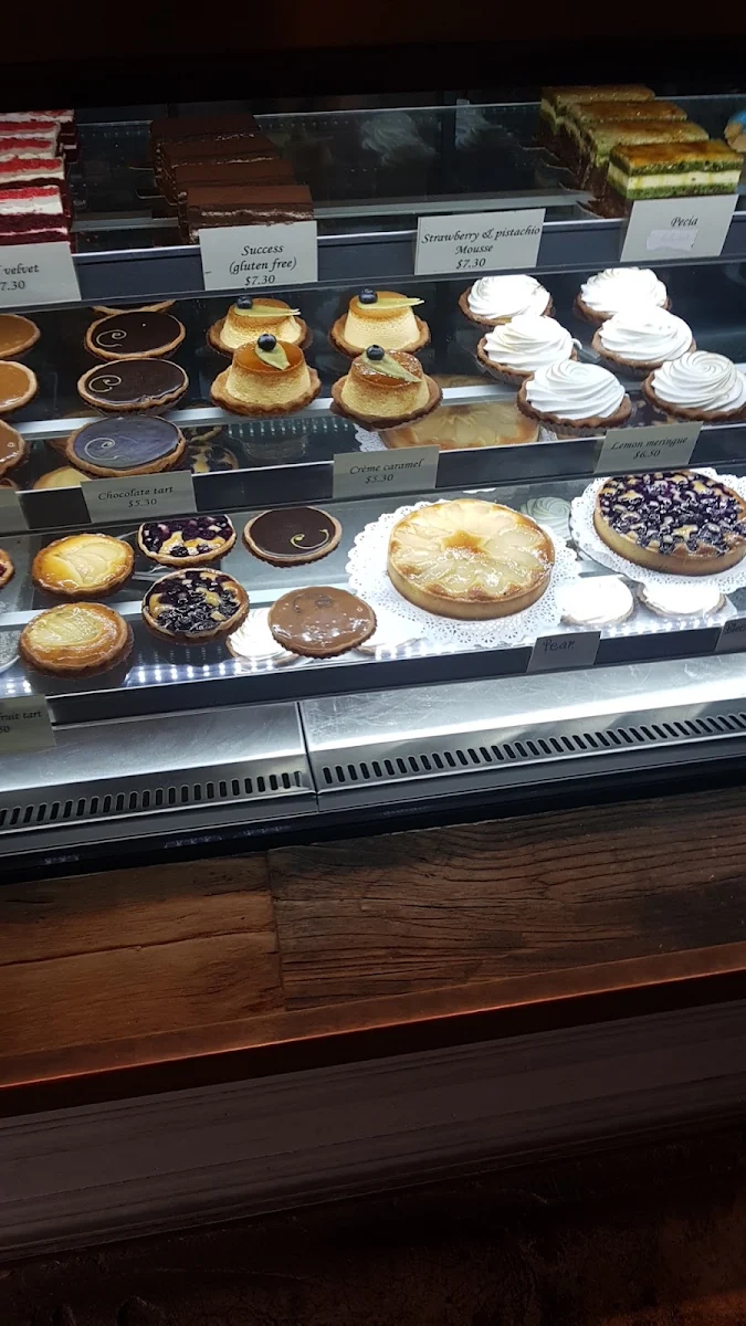 Cakes, La Baguette