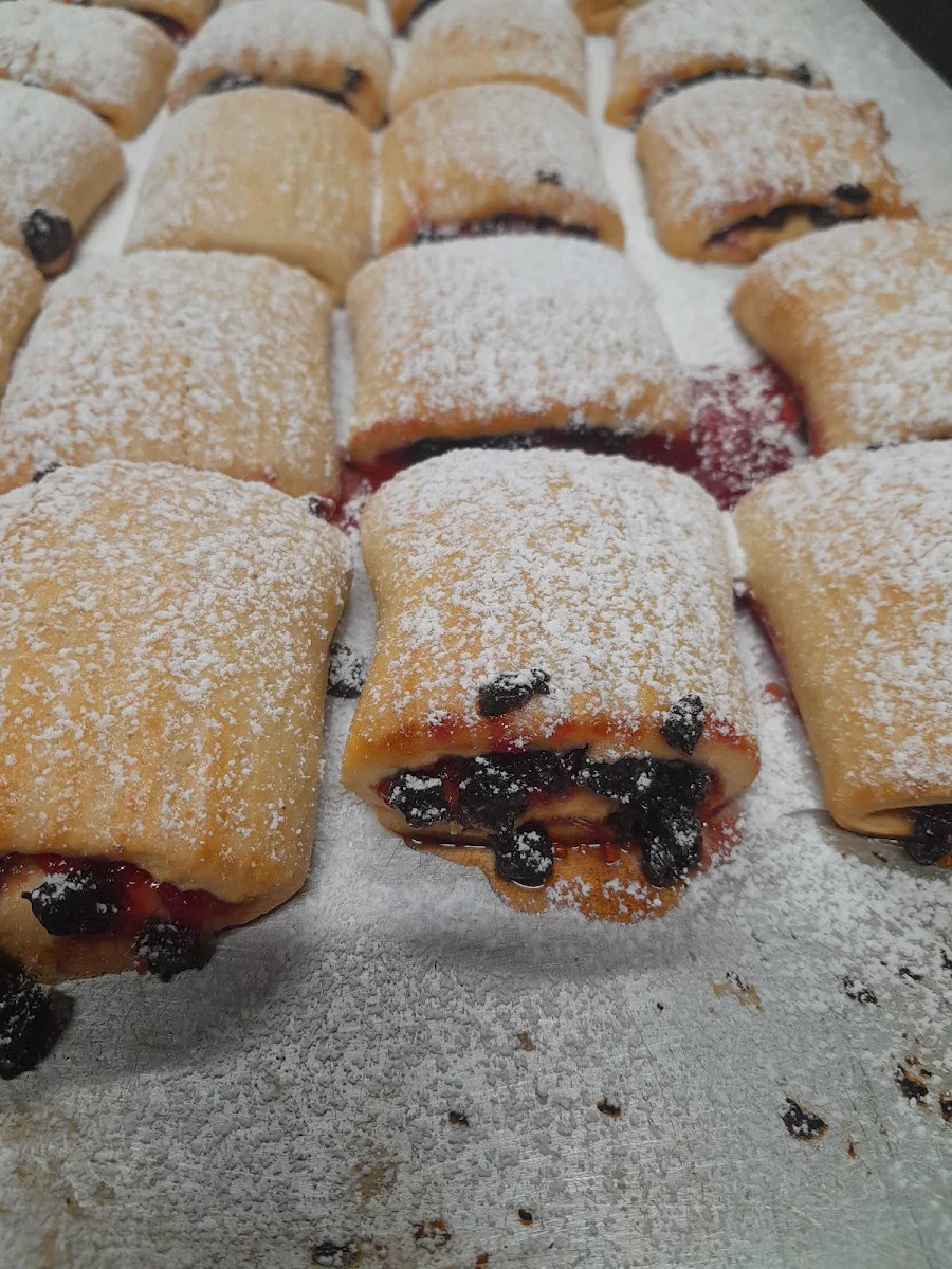 Contessa Biscotti, Bella Cosi