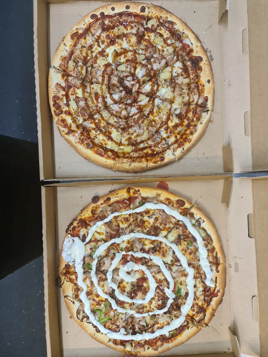 Yeros Pizza