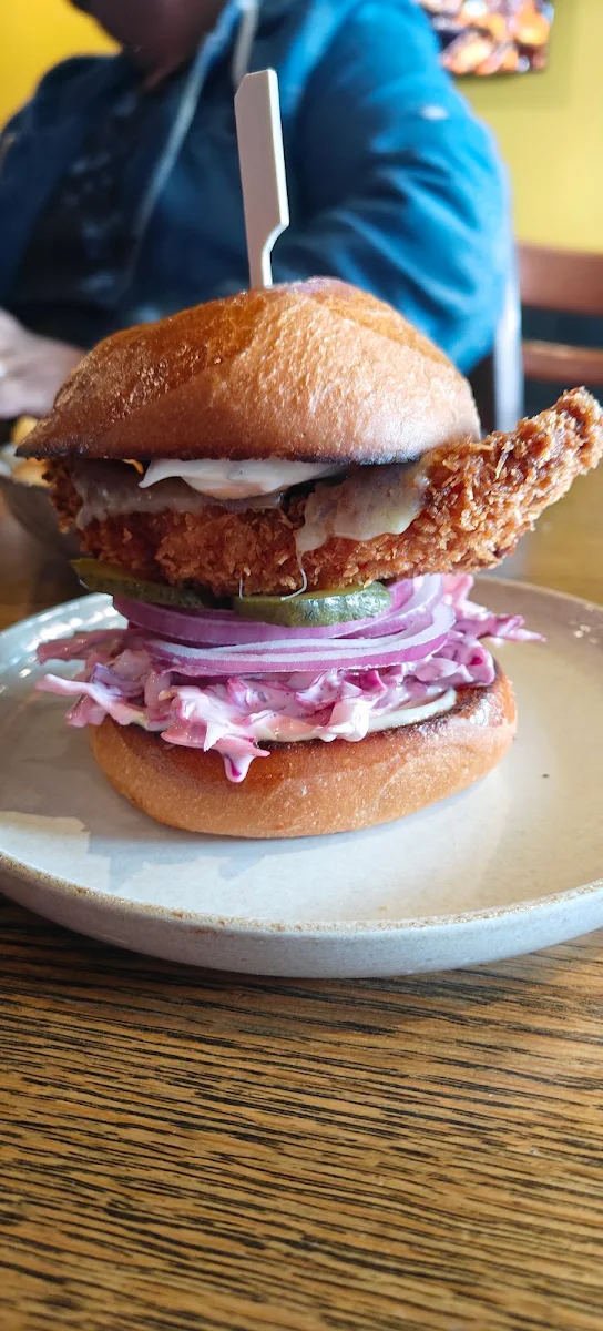 Highlights, The Burger Lounge