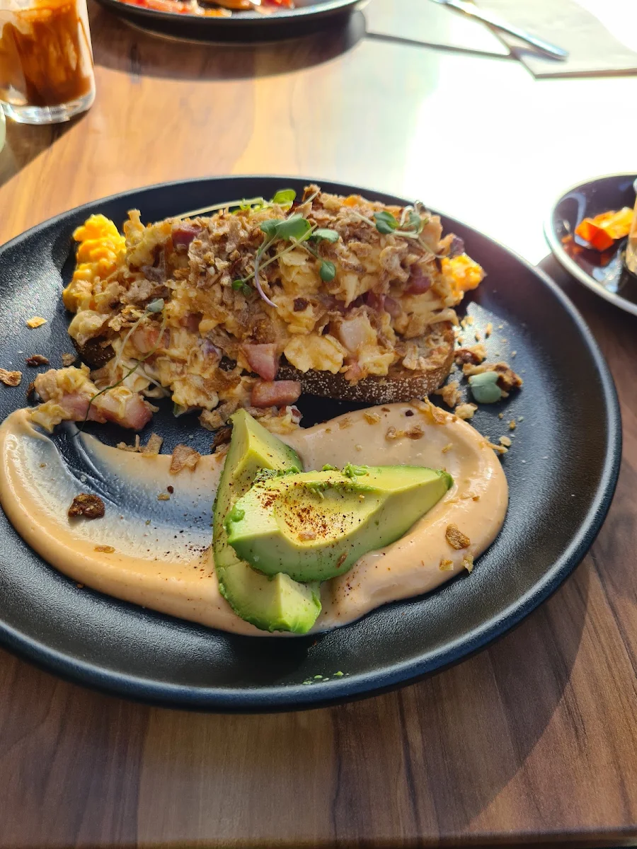 Chilli Scrambled Eggs