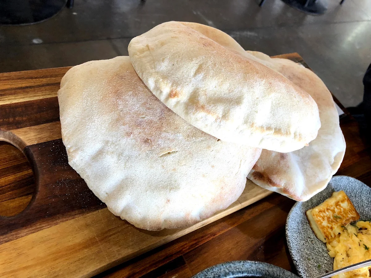 Fresh Bread, Tanoor