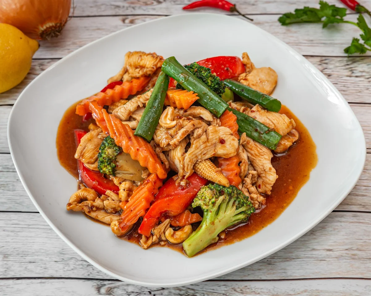 Highlights, Asawin Thai