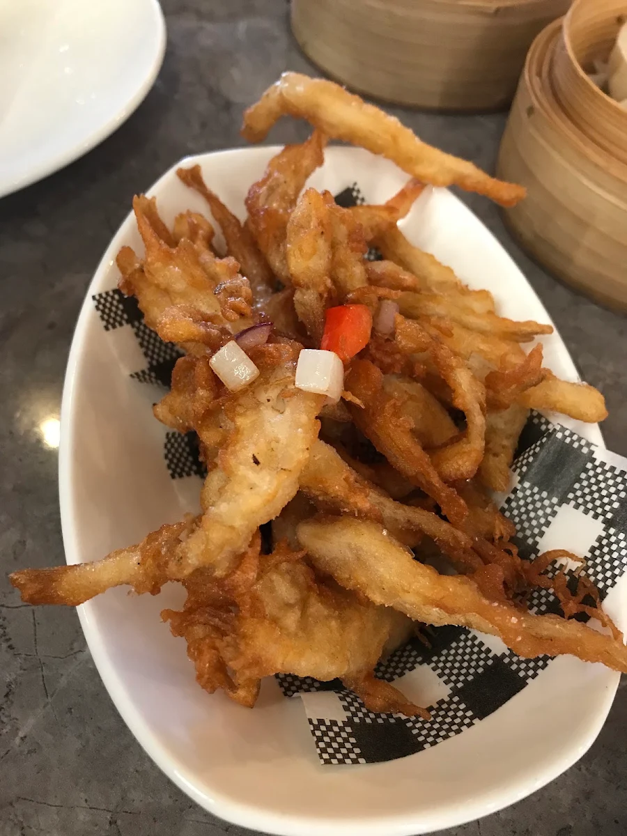 Tossed Fried Soft Shell Crabs in Five Spice