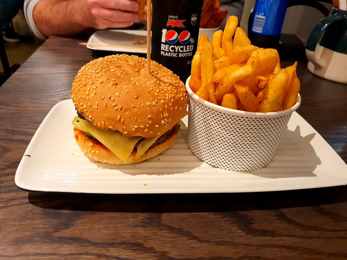 Crispy Bacon Cheeseburger Combo
