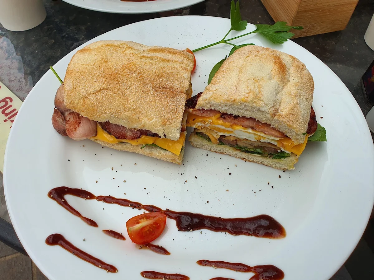 Highlights, 501 Booster Cafe & Bistro