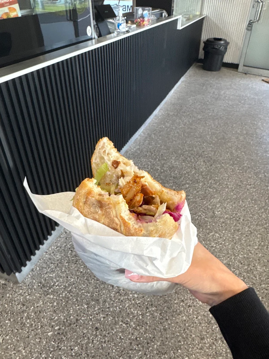 Highlights, Efes Kebab House