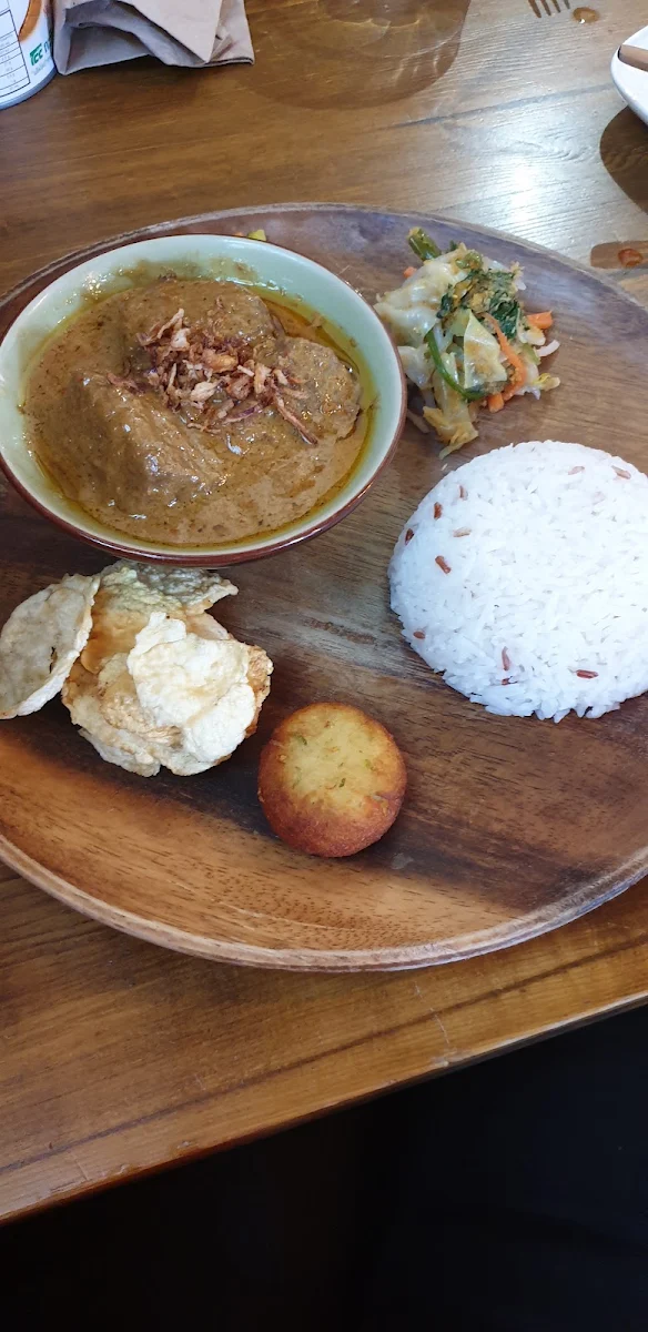 Beef Rendang, Yuni's Kitchen