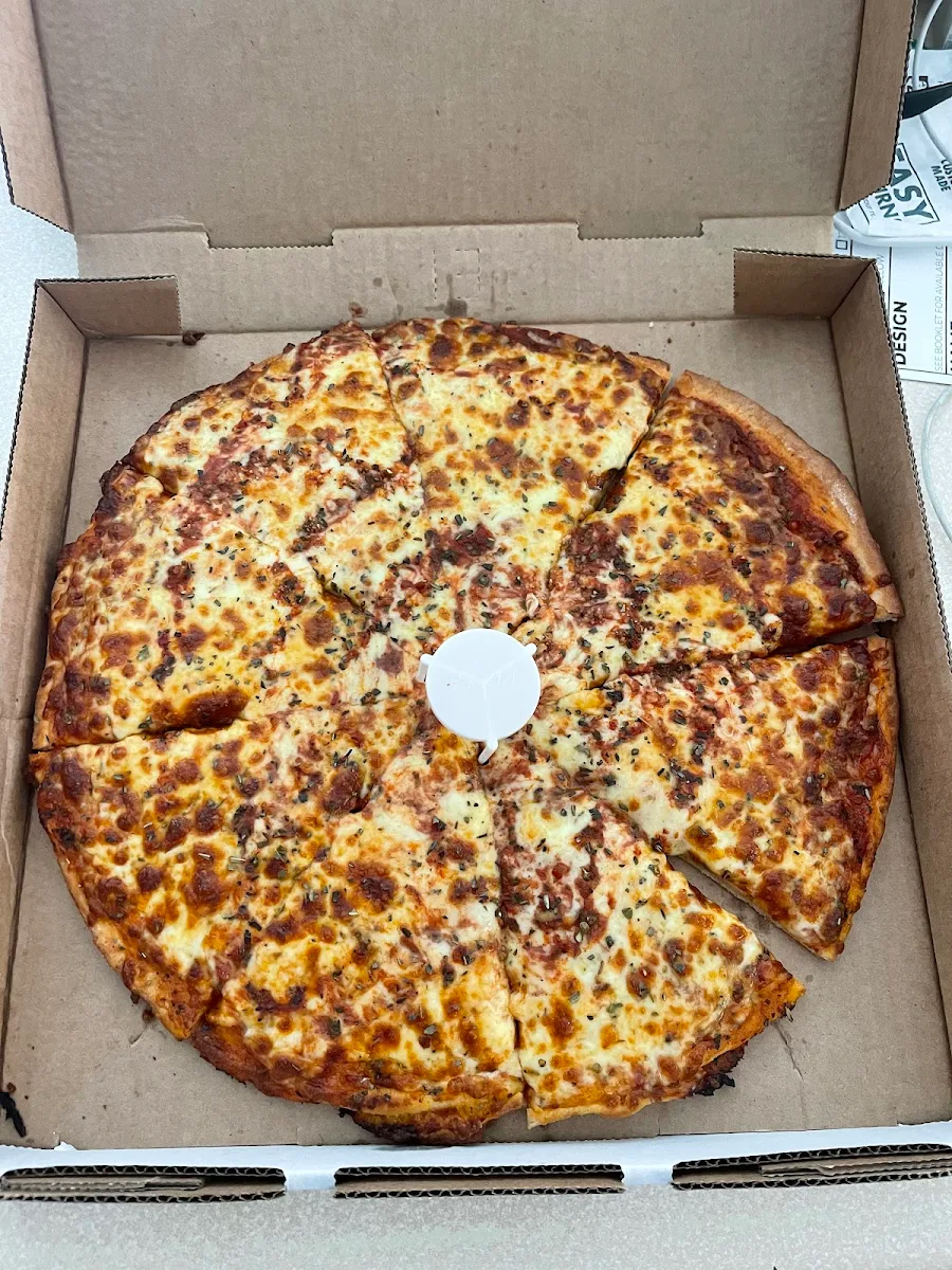 Highlights, Sandy's Dial A Pizza