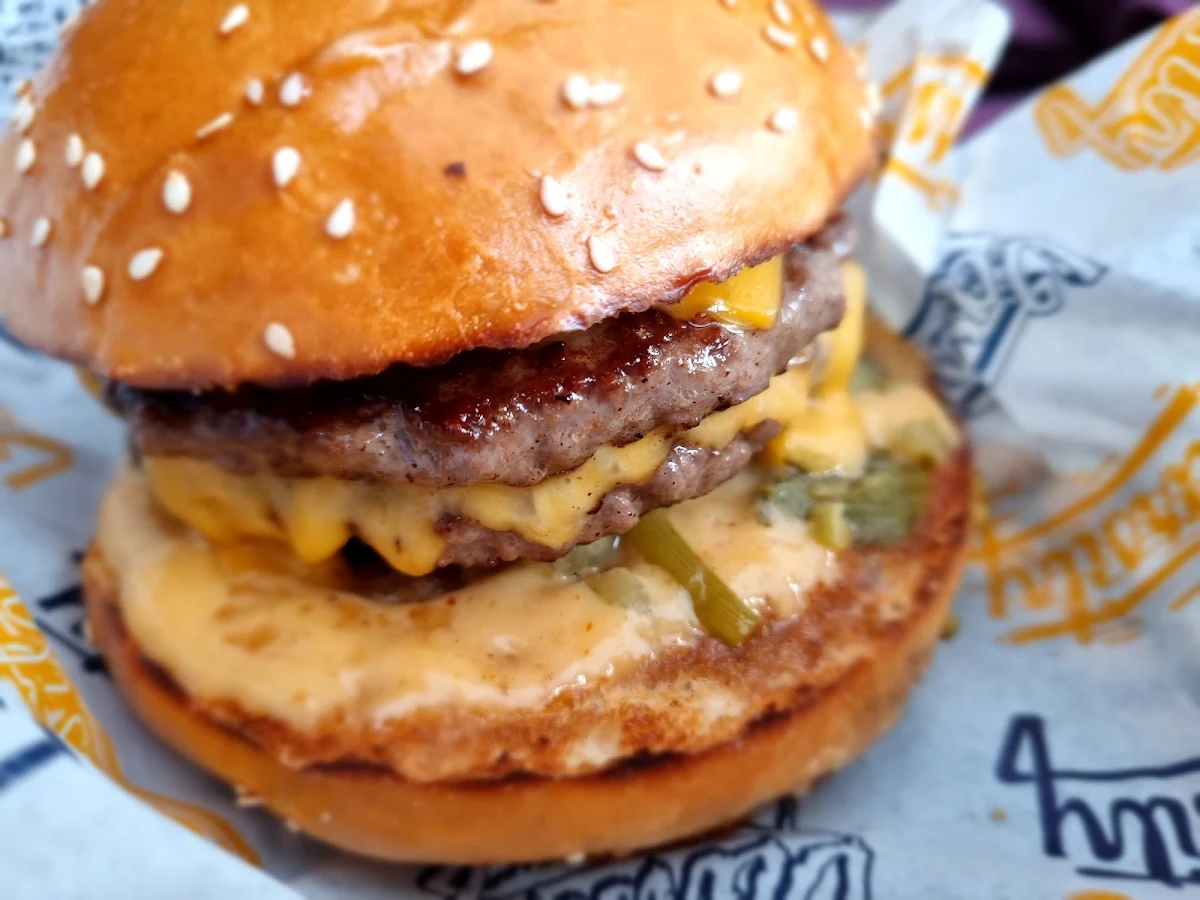 Double Cheeseburger, Varsity Northbridge