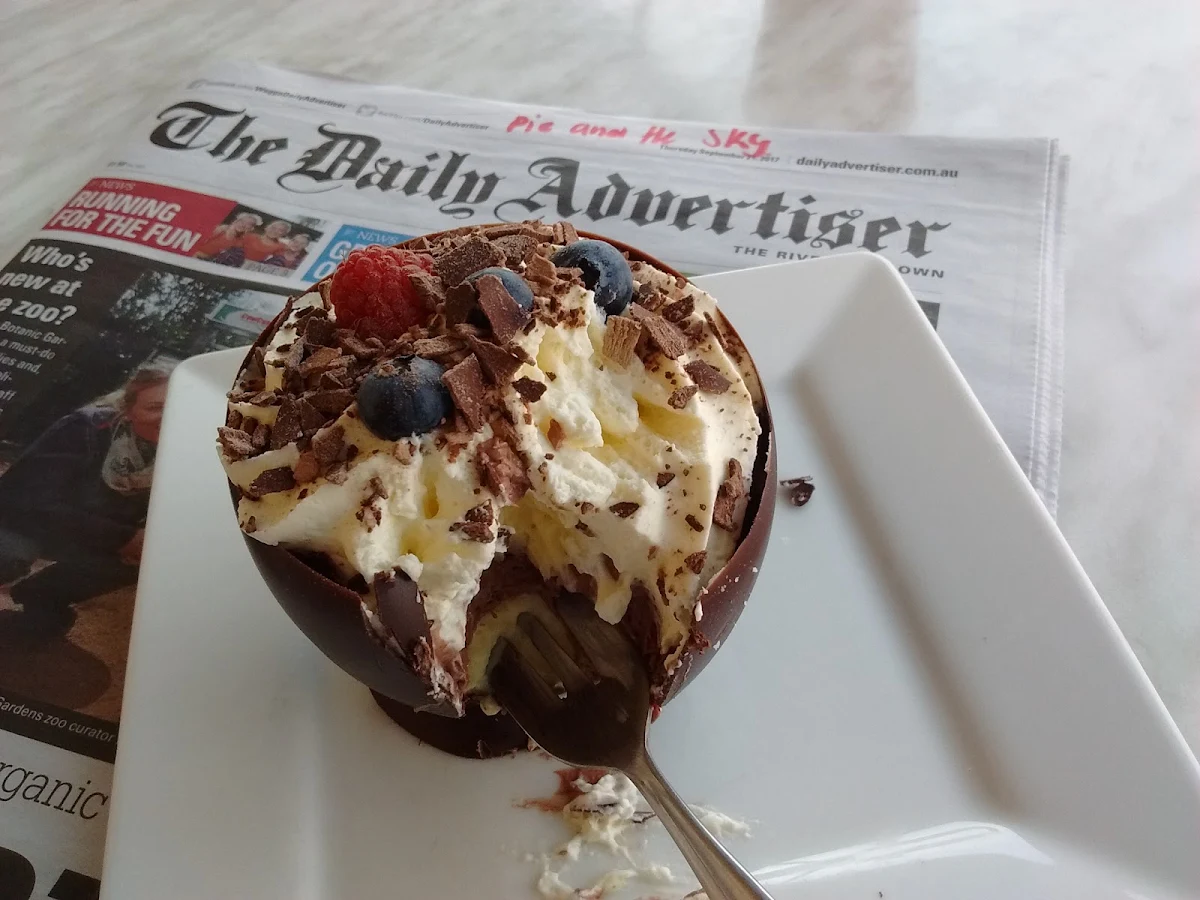 Highlights, Tumut's "Pie in the Sky" Bakery